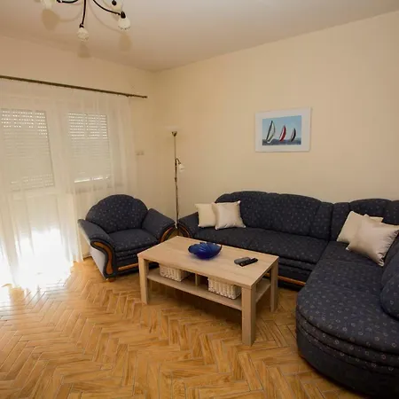 Szepkilatas Vendeghaz Holiday home *