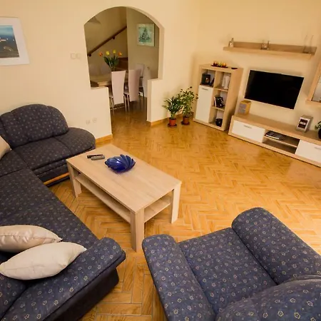 Holiday home Szepkilatas Vendeghaz
