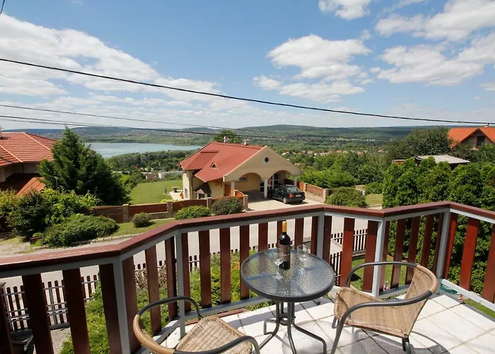 Szepkilatas Vendeghaz בית נופש