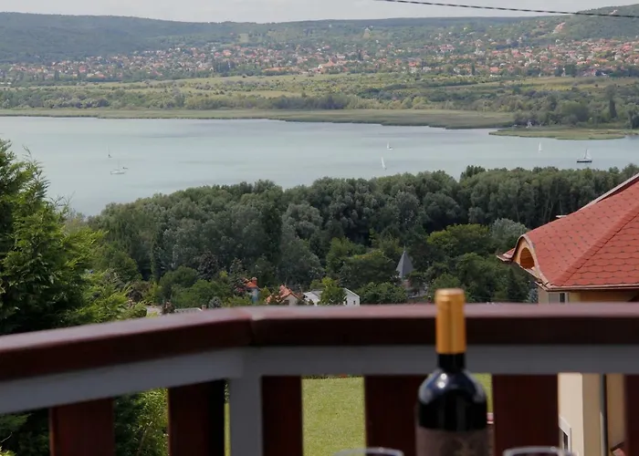 Szepkilatas Vendeghaz בית נופש