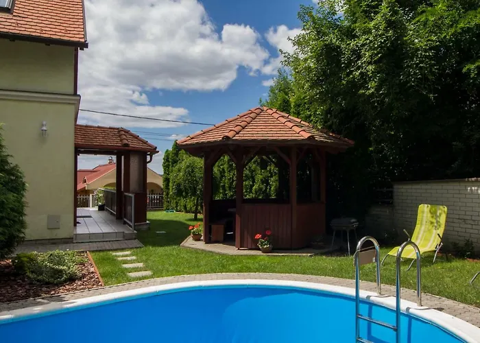 בית נופש Szepkilatas Vendeghaz *